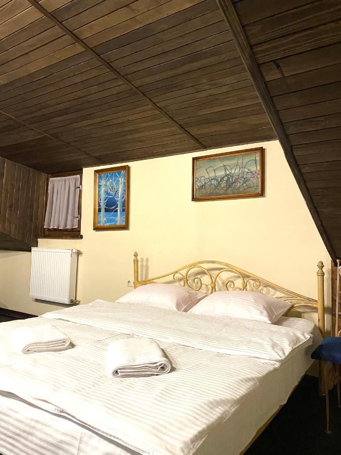 Квартира В Центрі На Вулиці Лесі Українки 19 Lemberg Exterior foto