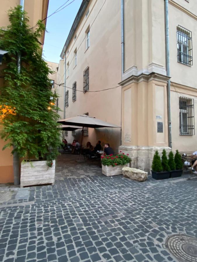 Квартира В Центрі На Вулиці Лесі Українки 19 Lemberg Exterior foto
